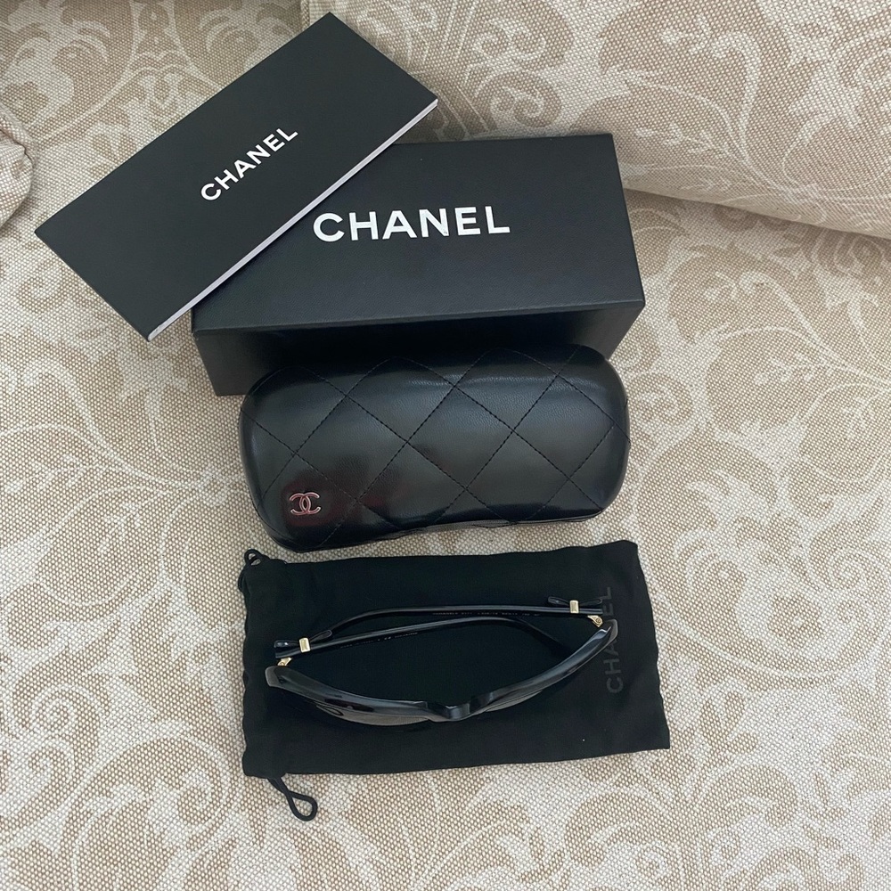 Polarized Chanel sunglasses